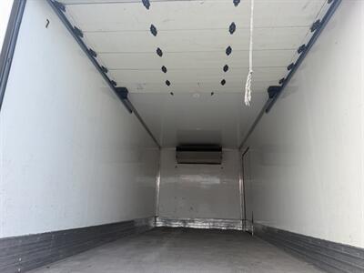 2021 Isuzu FTR Refrigerated Truck - Photo 11 - Phoenix, AZ 85034
