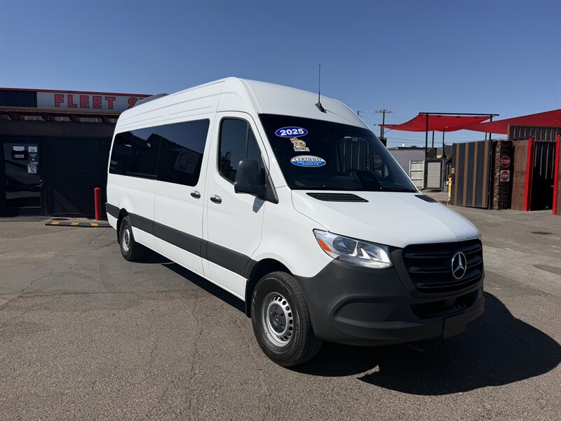 2025 Mercedes-Benz Sprinter 2500 Passenger Van   - Photo 1 - Phoenix, AZ 85034