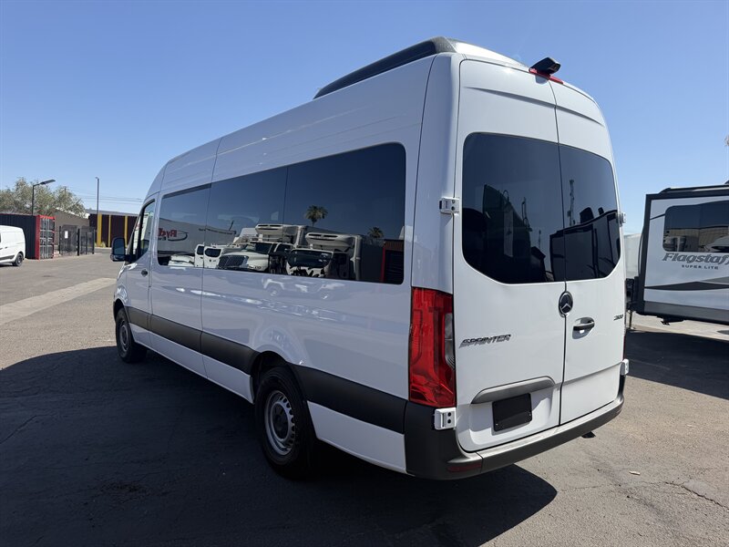 2025 Mercedes-Benz Sprinter 2500 Passenger Van - Photo 4 - Phoenix, AZ 85034
