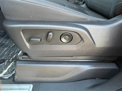 2025 Chevrolet Silverado 1500 LT   - Photo 13 - Phoenix, AZ 85034