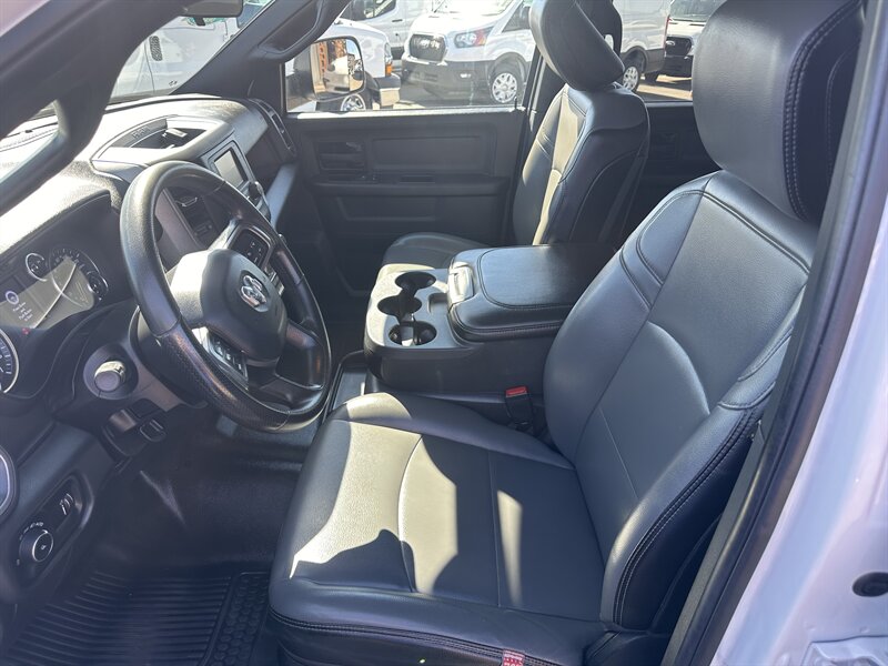 2022 RAM 2500 TRADESMAN w/ UTILITY BODY - Photo 12 - Phoenix, AZ 85034