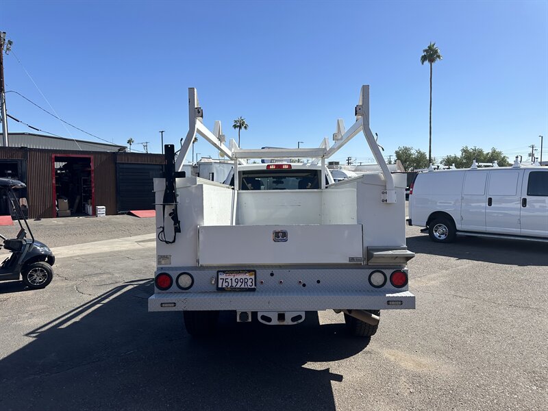 2022 RAM 2500 TRADESMAN w/ UTILITY BODY - Photo 4 - Phoenix, AZ 85034