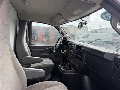 2023 Chevrolet Express 3500 Box Truck   - Photo 17 - Phoenix, AZ 85034