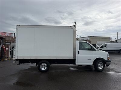 2023 Chevrolet Express 3500 Box Truck   - Photo 2 - Phoenix, AZ 85034