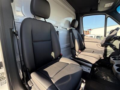 2023 Mercedes-Benz Sprinter 3500XD Utility Truck - Photo 17 - Phoenix, AZ 85034