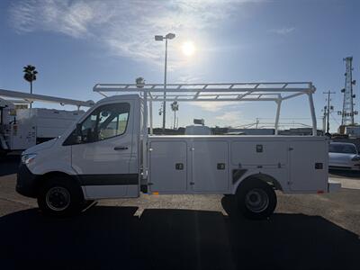 2023 Mercedes-Benz Sprinter 3500XD Utility Truck - Photo 6 - Phoenix, AZ 85034