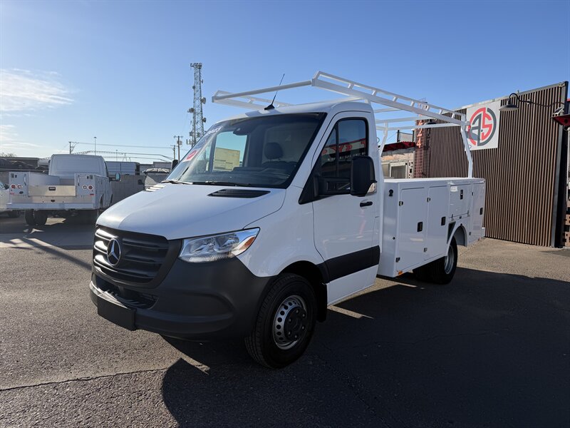 2023 Mercedes-Benz Sprinter 3500XD Utility Truck - Photo 7 - Phoenix, AZ 85034