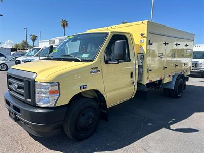 2022 Ford E-450 REFRIGERATED BOX TRUCK/CUBE VAN  /CUTAWAY CHASSIS - Photo 2 - Phoenix, AZ 85034