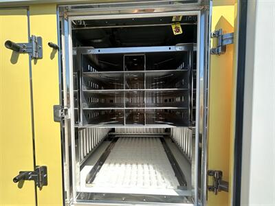 2022 Ford E-450 REFRIGERATED BOX TRUCK/CUBE VAN  /CUTAWAY CHASSIS - Photo 19 - Phoenix, AZ 85034