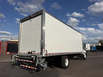 2025 Hino L6 26 Foot Box Truck - Photo 3 - Phoenix, AZ 85034