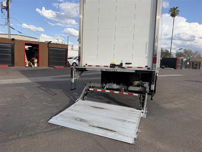 2025 Hino L6 26 Foot Box Truck - Photo 9 - Phoenix, AZ 85034
