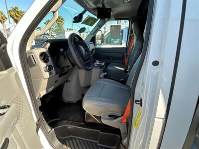 2022 FORD E-450 CUTAWAY CAB & CHASSIS REFRIGERATED COLD CAR BOX   - Photo 7 - Phoenix, AZ 85034