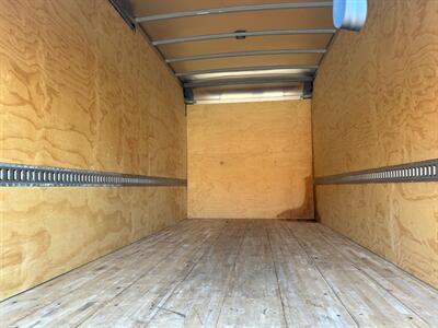 2023 Isuzu BOX TRUCK NRR   - Photo 9 - Phoenix, AZ 85034