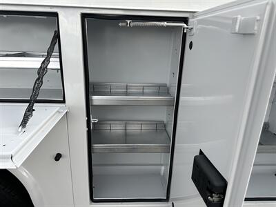 2023 Ford E-350 SD   - Photo 10 - Phoenix, AZ 85034