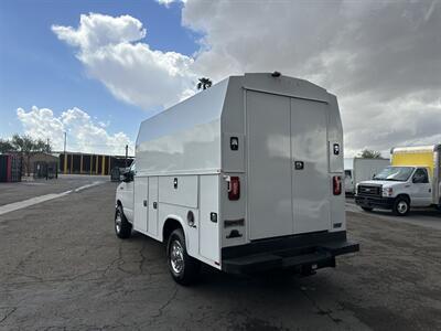 2023 Ford E-350 SD   - Photo 4 - Phoenix, AZ 85034