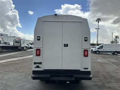 2023 Ford E-350 SD   - Photo 3 - Phoenix, AZ 85034
