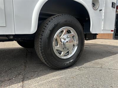 2023 Ford E-350 SD   - Photo 24 - Phoenix, AZ 85034