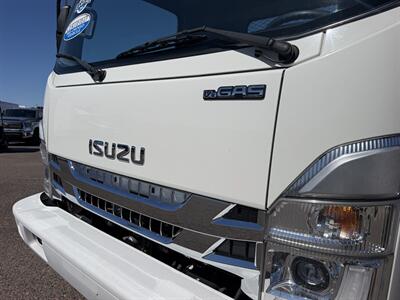 2025 Isuzu NPR Flatbed - Photo 18 - Phoenix, AZ 85034