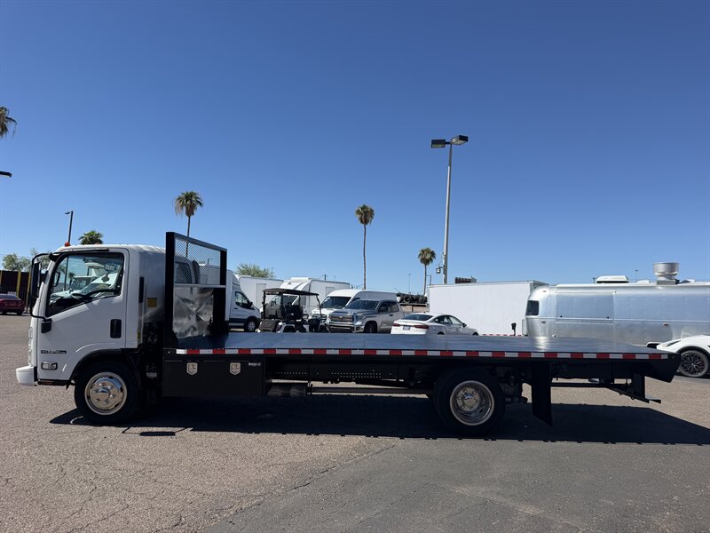2025 Isuzu NPR Flatbed - Photo 6 - Phoenix, AZ 85034