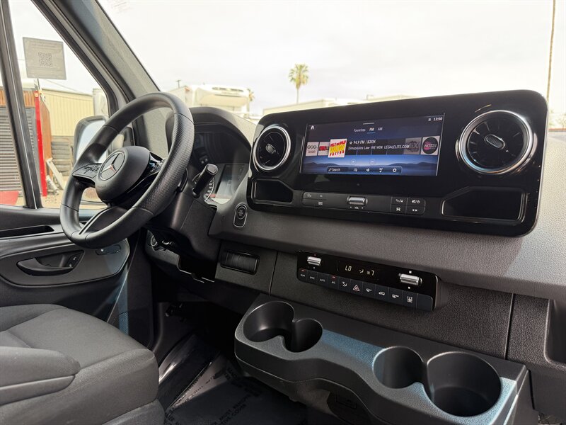 2026 Mercedes-Benz Sprinter 2500 - Photo 16 - Phoenix, AZ 85034