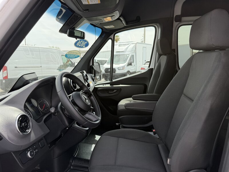 2026 Mercedes-Benz Sprinter 2500 - Photo 12 - Phoenix, AZ 85034
