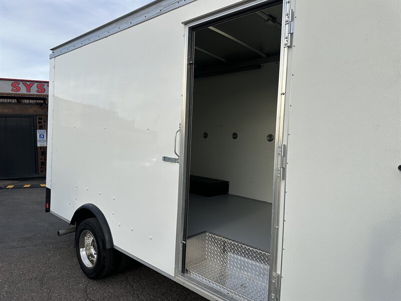 2023 Ford Transit 350 HD w/ 12 Foot Box - Photo 9 - Phoenix, AZ 85034