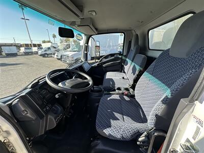 2023 Isuzu NPR HD W/ Liftgate and Side Door   - Photo 17 - Phoenix, AZ 85034