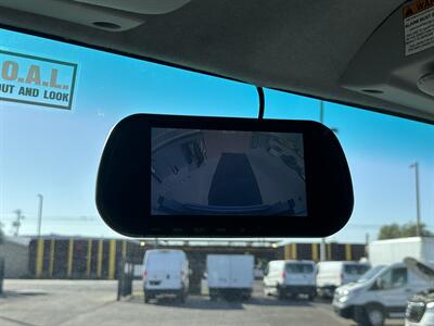 2023 Isuzu NPR HD W/ Liftgate and Side Door   - Photo 16 - Phoenix, AZ 85034