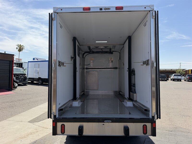 2024 Ford E-350 SD Refrigerated Truck - Photo 8 - Phoenix, AZ 85034