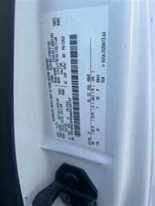 2022 Ford E 350 138in CUTAWAY BOX TRUCK/CUBE VAN   - Photo 15 - Phoenix, AZ 85034