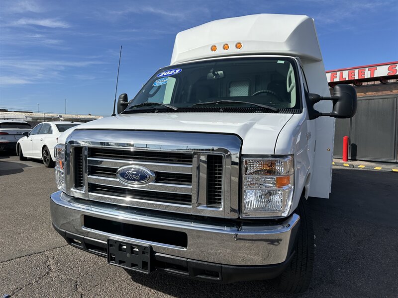 2023 Ford E-450 SD W/ KNAPHEIDE BODY - Photo 17 - Phoenix, AZ 85034