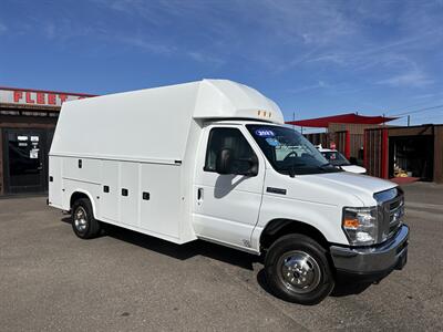 2023 Ford E-450 SD W/ KNAPHEIDE BODY - Photo 2 - Phoenix, AZ 85034