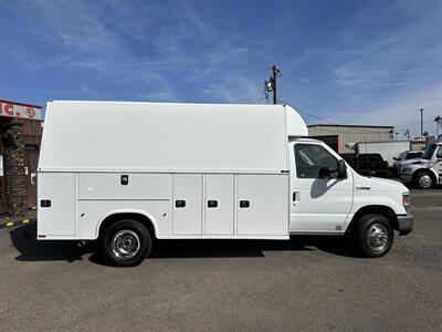 2023 Ford E-450 SD W/ KNAPHEIDE BODY - Photo 3 - Phoenix, AZ 85034
