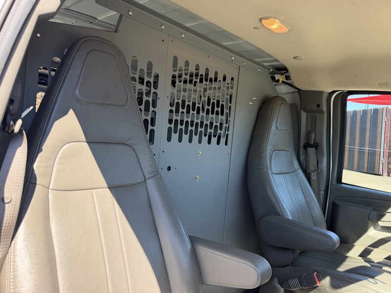 2023 GMC Savana 2500 Cargo Van - Photo 18 - Phoenix, AZ 85034