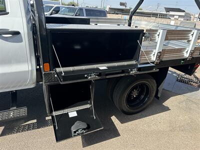 2023 Chevrolet Silverado GM 515 CREW CHASSIS 5500   - Photo 8 - Phoenix, AZ 85034
