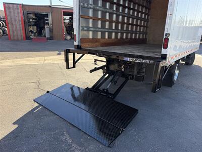 2024 Isuzu NPR HD - 16 FT Box Truck - Photo 10 - Phoenix, AZ 85034