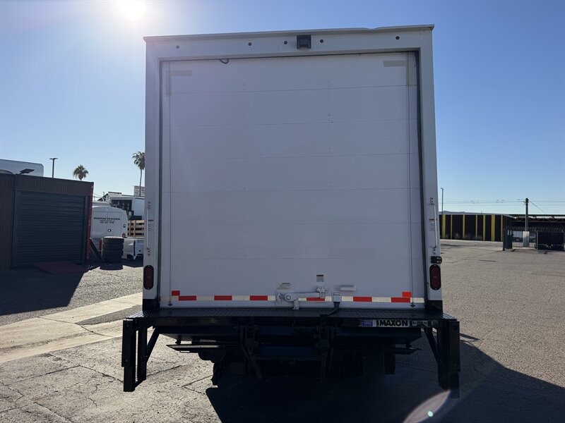 2024 Isuzu NPR HD - 16 FT Box Truck - Photo 4 - Phoenix, AZ 85034