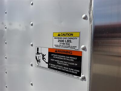 2023 Isuzu NPR Box Truck - Photo 12 - Phoenix, AZ 85034