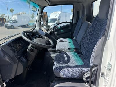 2023 Isuzu NPR Box Truck - Photo 14 - Phoenix, AZ 85034