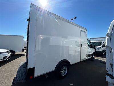 2022 Ford Transit 350 HD 156 in. CUTAWAY BOX TRUCK/CUBE VAN   - Photo 2 - Phoenix, AZ 85034