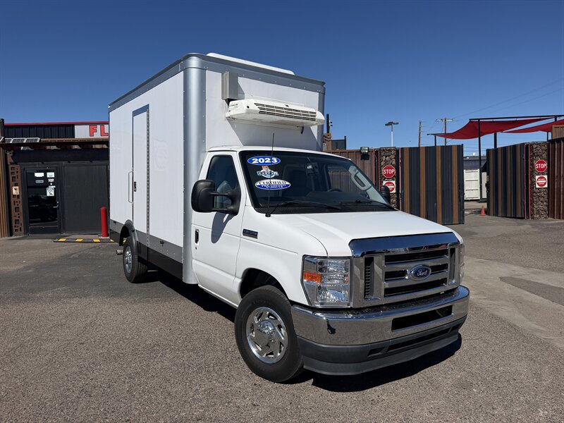 2023 Ford E-350 SD - 12 ft Refrigerated Truck   - Photo 1 - Phoenix, AZ 85034