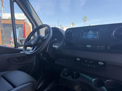 2023 Mercedes-Benz Sprinter 3500XD W/ Knapheide Utility Body   - Photo 15 - Phoenix, AZ 85034