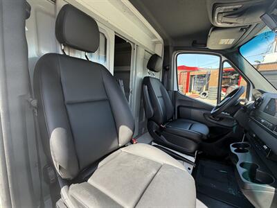 2023 Mercedes-Benz Sprinter 3500XD W/ Knapheide Utility Body   - Photo 14 - Phoenix, AZ 85034