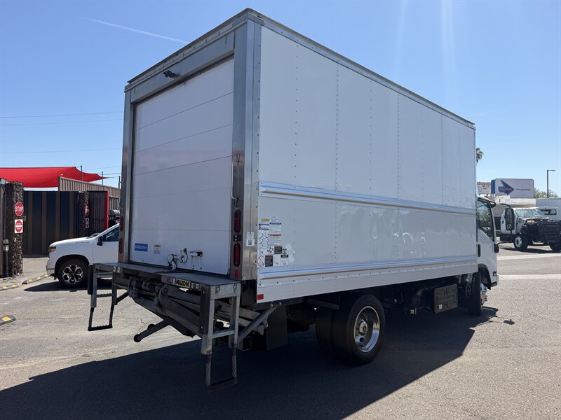 2024 Isuzu NPR Refrigerated Truck - Photo 3 - Phoenix, AZ 85034