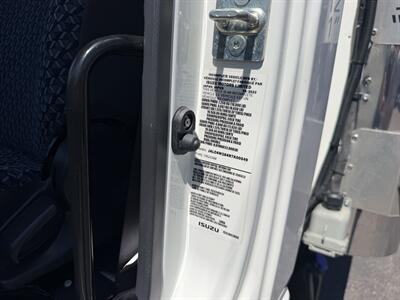 2024 Isuzu NPR Refrigerated Truck - Photo 20 - Phoenix, AZ 85034