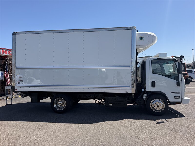 2024 Isuzu NPR Refrigerated Truck - Photo 2 - Phoenix, AZ 85034