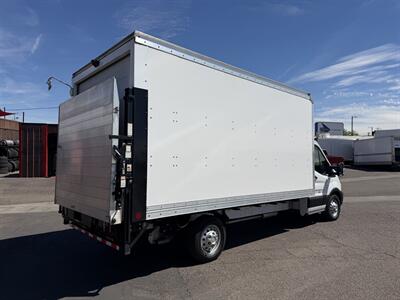 2023 Ford Transit 350 HD Box Truck - Photo 3 - Phoenix, AZ 85034