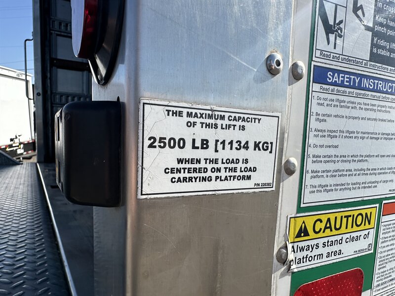 2022 International MV607 Box Truck - Photo 13 - Phoenix, AZ 85034