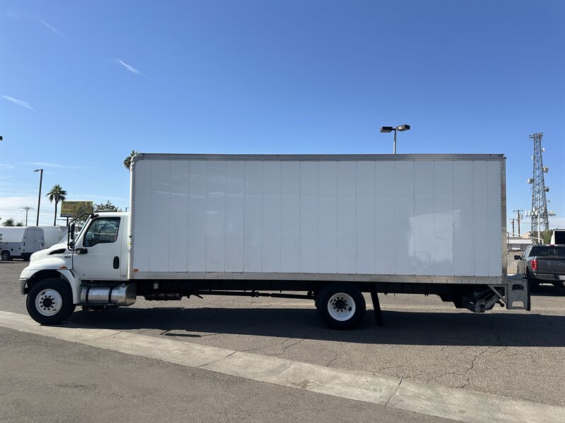 2022 International MV607 Box Truck - Photo 7 - Phoenix, AZ 85034