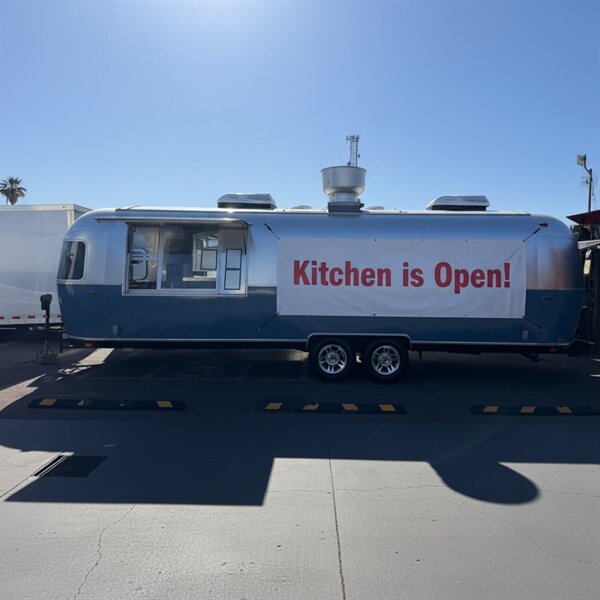 2023 Airstream Commercial Food Trailer   - Photo 1 - Phoenix, AZ 85034
